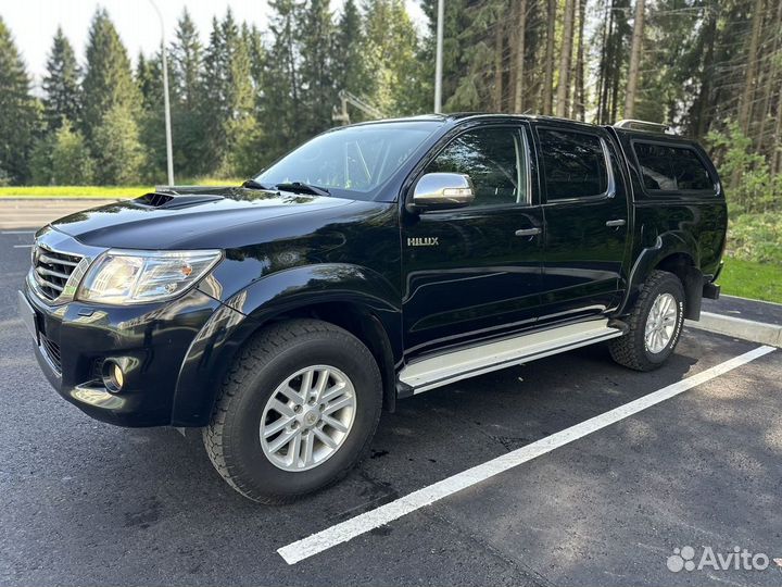 Toyota Hilux 3.0 AT, 2015, 153 300 км