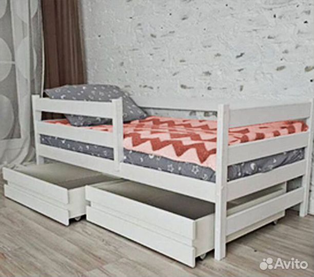 Кроватка с бортиком для малыша берёза софа эко