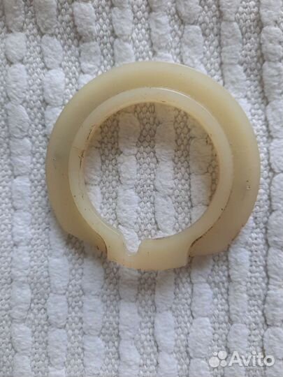 Челнок для швейной машины и з/ ч