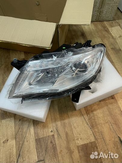 Фара передняя левая Geely Atlas 1 галоген