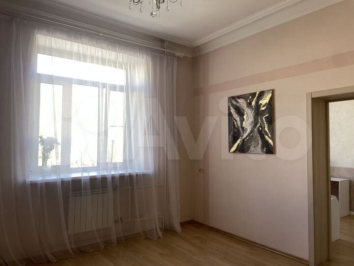 4-к. квартира, 76 м², 2/4 эт.