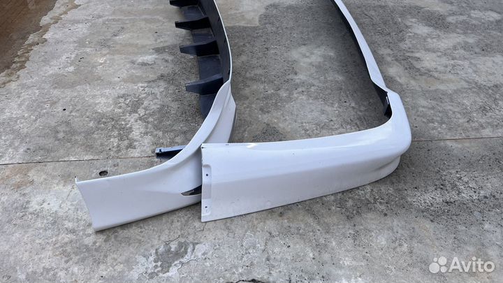 Накладка на бампера Land Cruiser 200 с 2013года