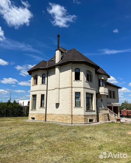 Деревянные окна для коттеджа