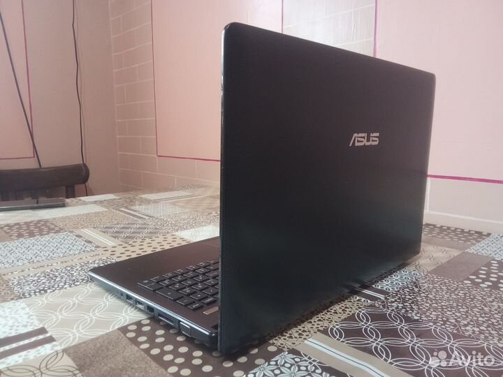 Тонкий Asus для работы и не только