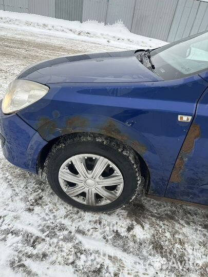 Передние крылья на Opel Astra H