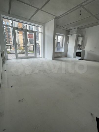 2-к. квартира, 90,9 м², 1/12 эт.