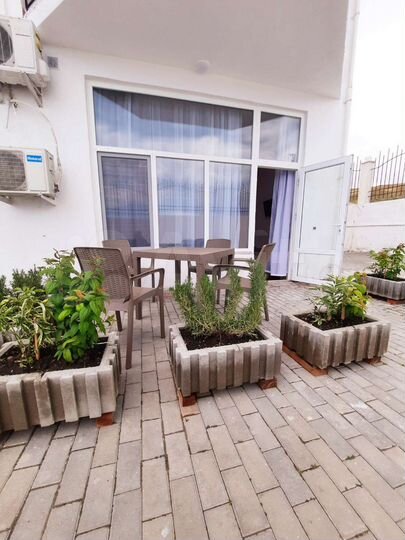 2-к. квартира, 44 м², 1/3 эт.