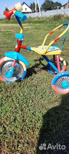 Детский трехколесный велосипед
