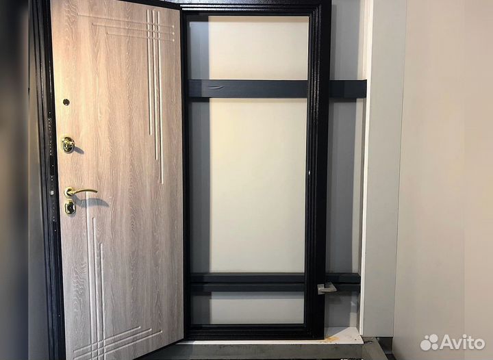 Дверь металлическая