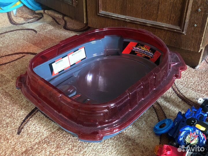 Волчки бейблейд