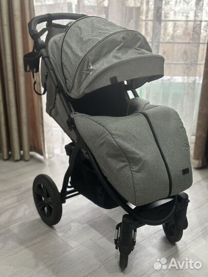 Коляска прогулочная BubaGo Cross City 2023