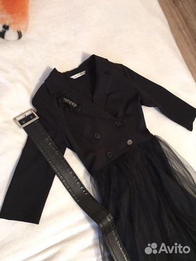 Черное платье