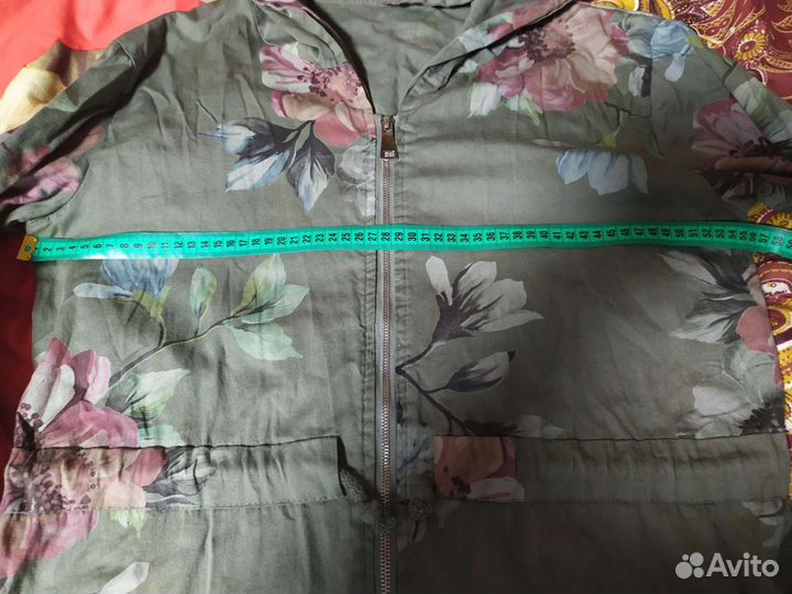 Курточка тонкая, новая, летняя