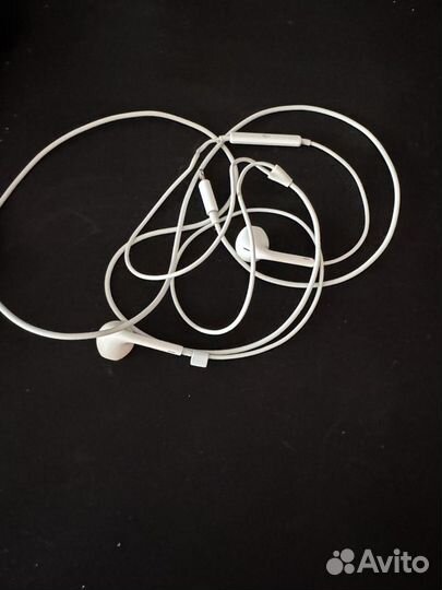 Наушники earpods