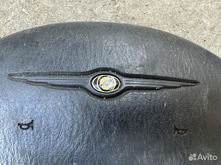 Подушка безопасности в руль Dodge Intrepid