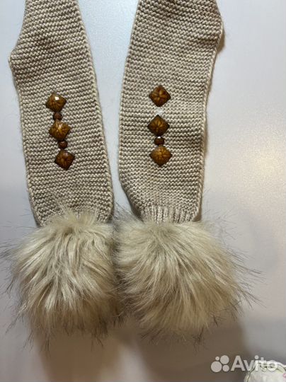 Шапка с натуральным помпоном для девочки 4-6 лет
