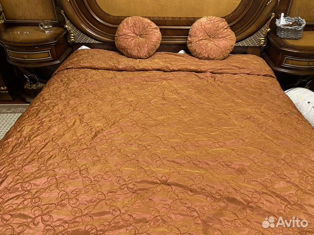 Togas,покрывало 240/260x 260,подушки 2