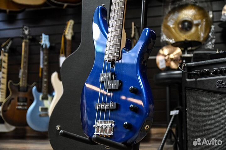 Бас-гитара Yamaha (Комплект)