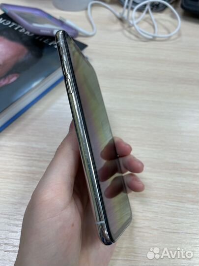 iPhone X, 64 ГБ