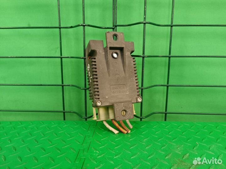 Блок управления вентелятором Mercedes-Benz E W210