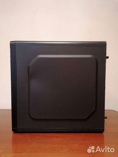 Компьютер (i3 7100, nvidia 1050)
