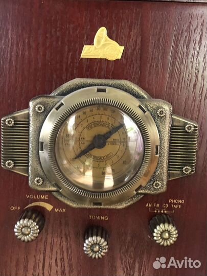 Виниловый проигрыватель