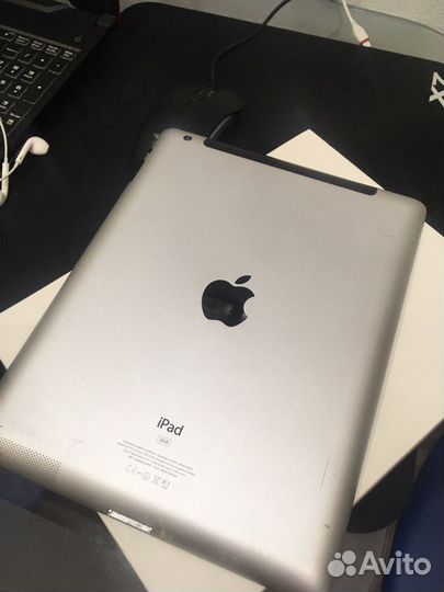 Apple iPad 3 32Gb Wi-Fi