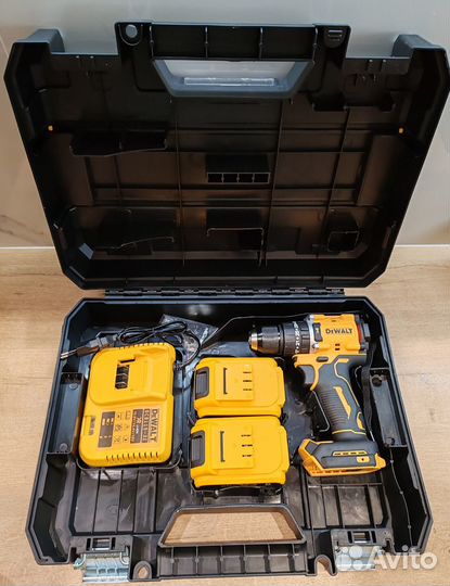 Бесщеточный шуруповерт ударный Dewalt 20 v 6 а/ч