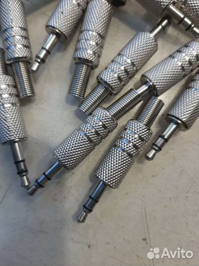 Штекер 3,5стерео новый