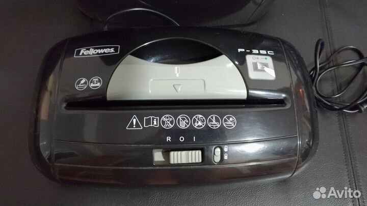 Уничтожитель бумаг Fellowes P-35C (шредер)
