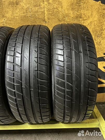 Tigar High Performance 215/60 R16