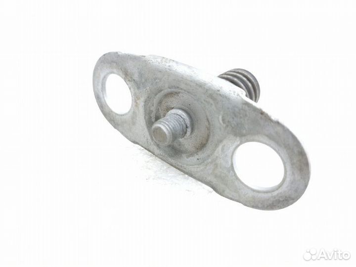 Упор капота Bmw X5 E53