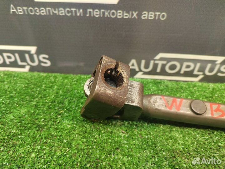 Рулевой карданчик Volkswagen Passat B3 ABS199786