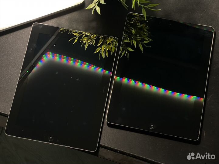 iPad 4 и 2 (на запчасти)
