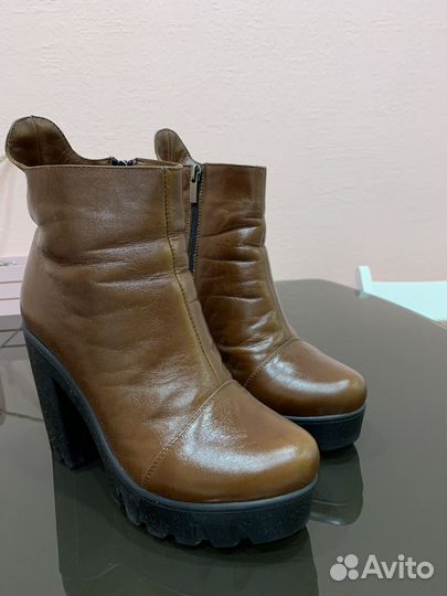 Ботинки женские