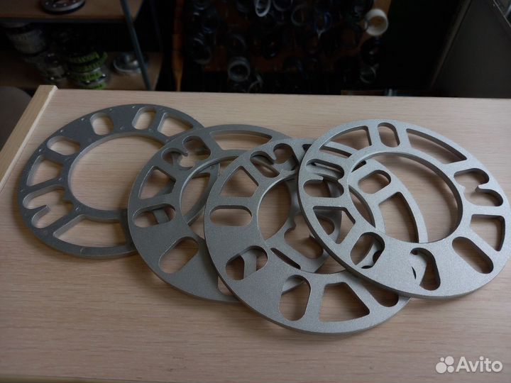 Колёсные проставки универсальные в наличии