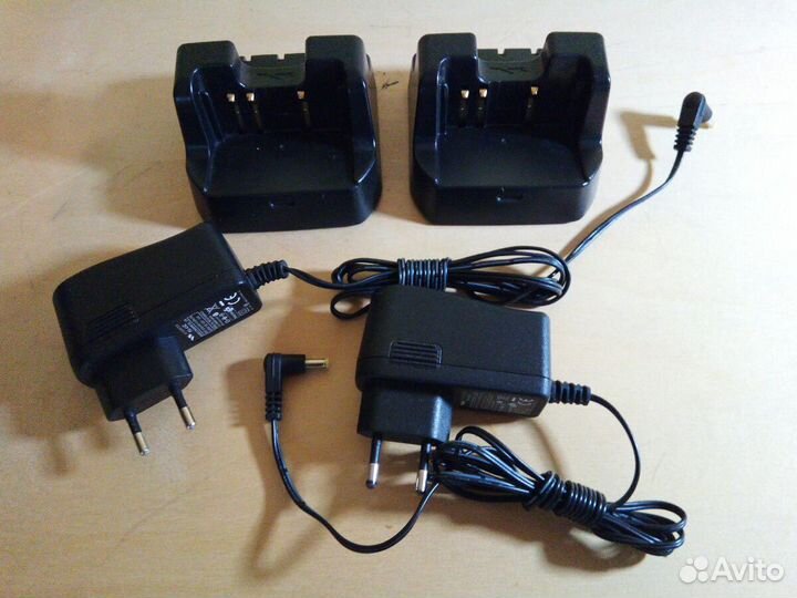 Vertex standard VAC-20, VAC-10, NC-76C зарядники