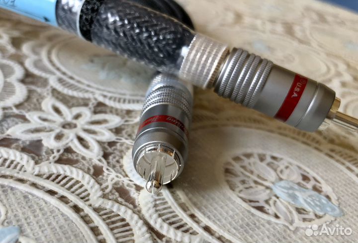 Коаксиальный кабель серебро