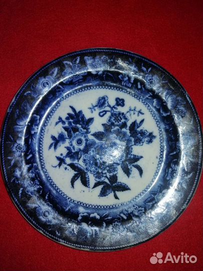 Тарелка Кузнецова. Завод Кузнецова в Будах