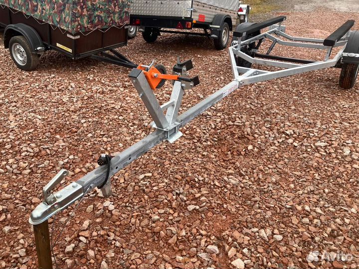 Лодочный прицеп для судна до 5М