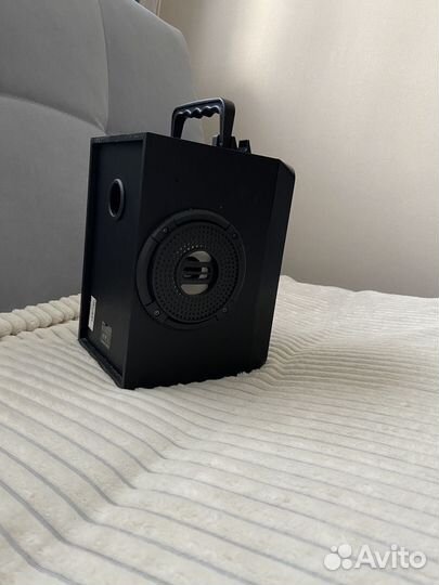 Блютуз колонка