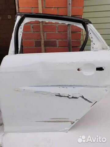 Дверь левая задняя Ford Focus 3