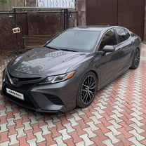 Toyota Camry 2.5 AT, 2019, 55 000 км, с пробегом, цена 3 000 000 руб.