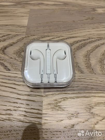 Наушники apple