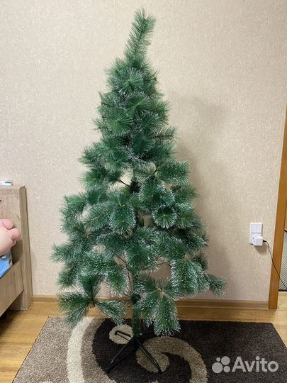 Ёлка искусственная