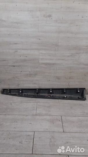 Молдинг двери передний левый Nissan Murano Z 52 С
