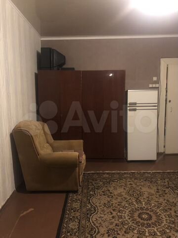 Комната 18,5 м² в 2-к., 1/2 эт.