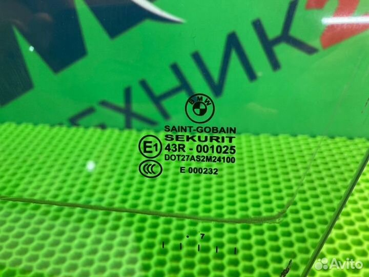 Боковое стекло переднее левое Bmw X3 E83 N52 2008