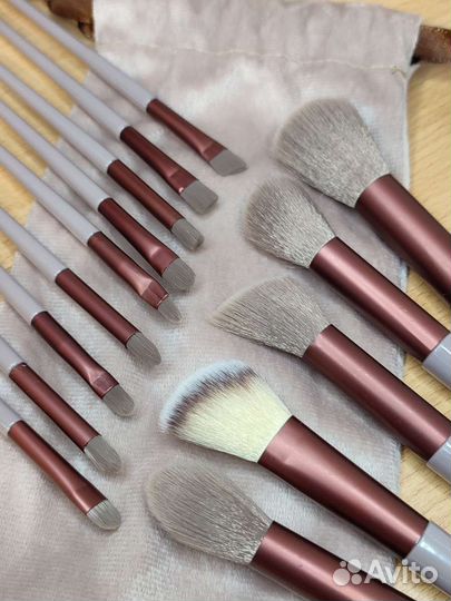 Кисти для макияжа 13 штук набор