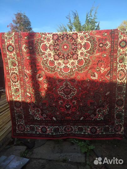 Ковер бу шерстяной